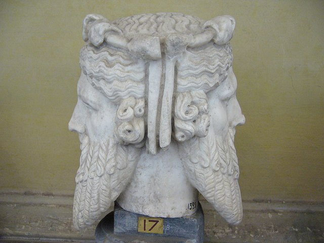 640px-Janus1